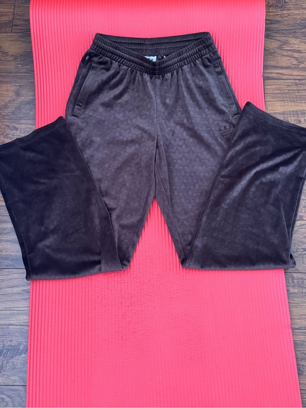 adidas Brown Elastic Waist Sweatpants - Picture 3 of 10
